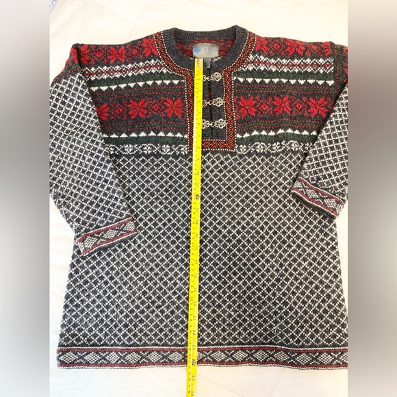 Squaw Valley Wool Sweater - Picture 5 of 9